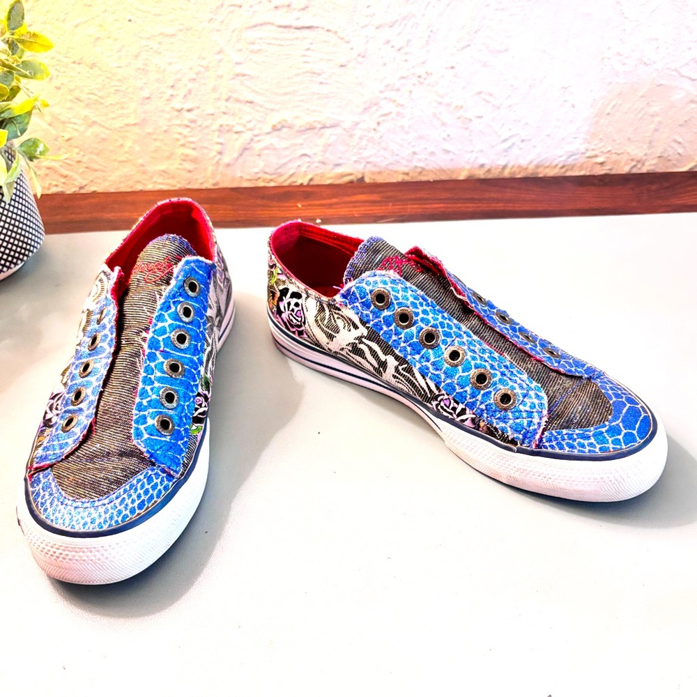 Ed Hardy lace less slip on low rise sneakers woman’s 6